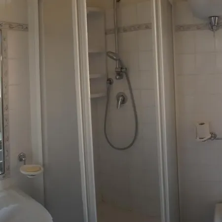 Dimora Storica A Nel Cuore Della Val D'orcia Apartment *